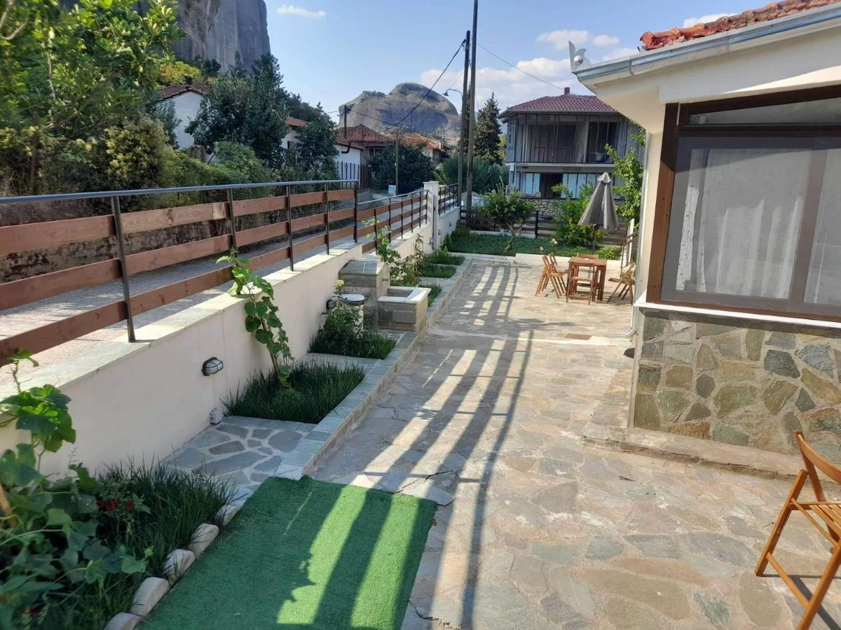 Paradise Of Meteora B *