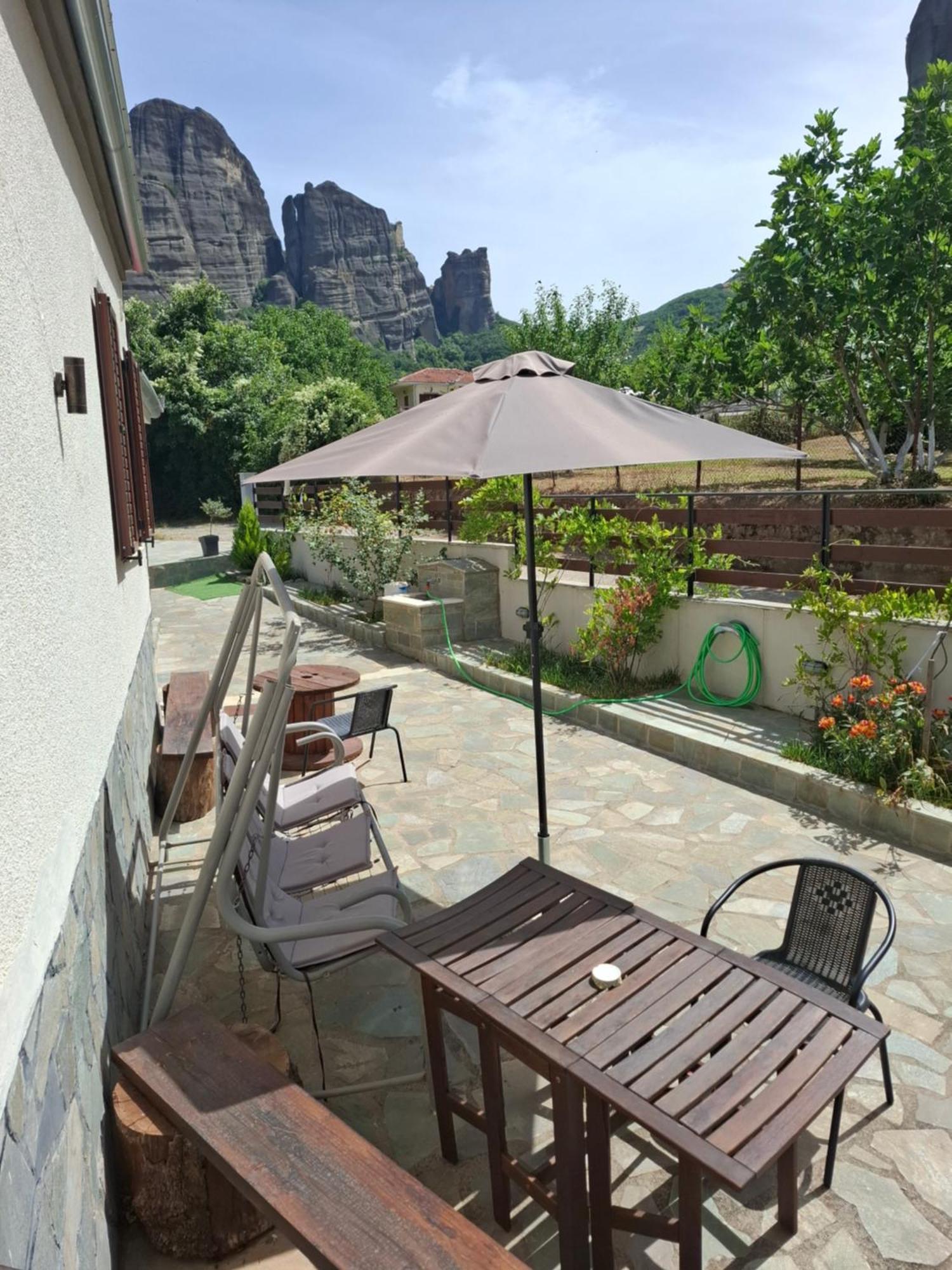Paradise Of Meteora B * Kastraki