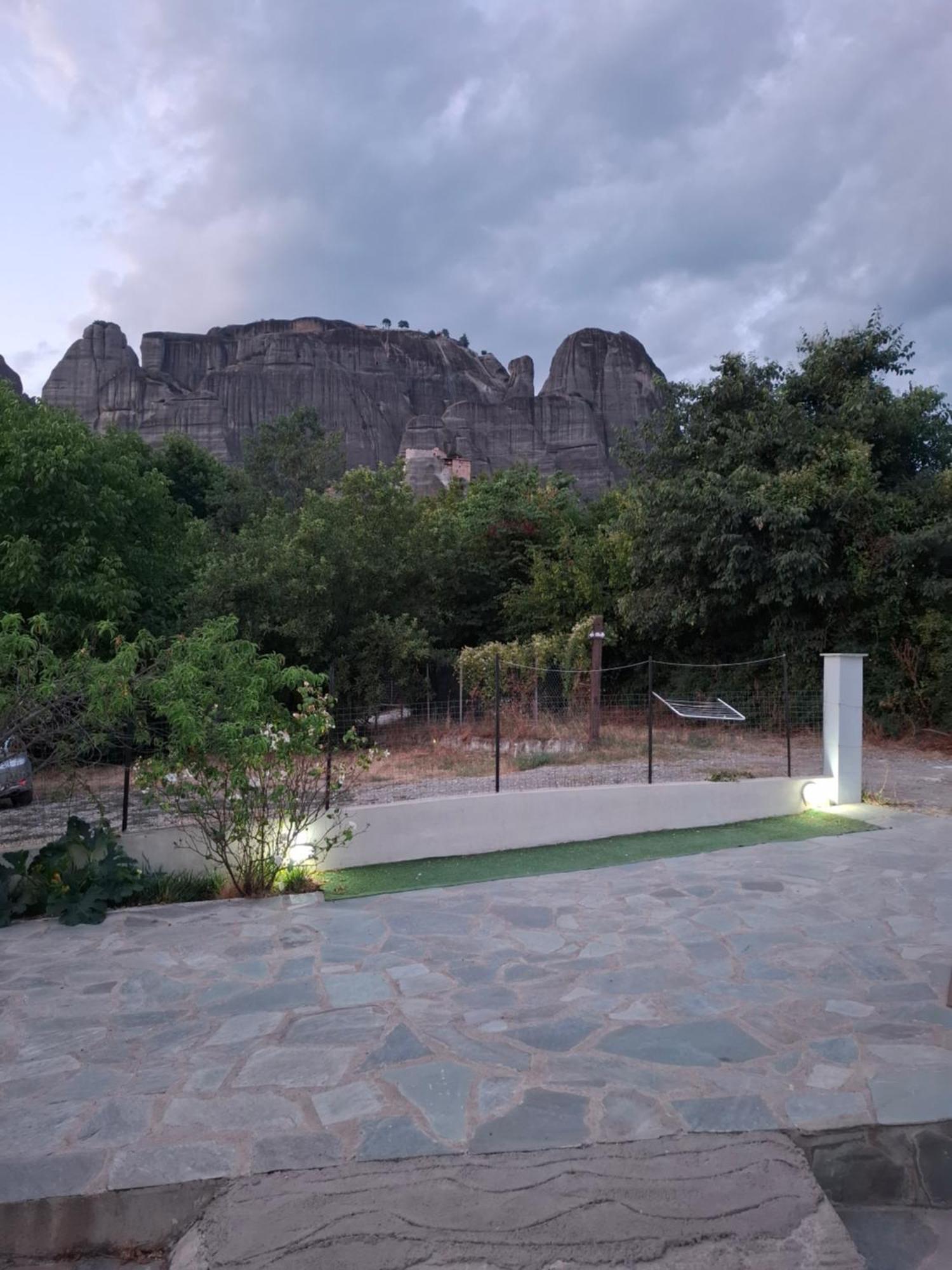 Paradise Of Meteora B Kastraki
